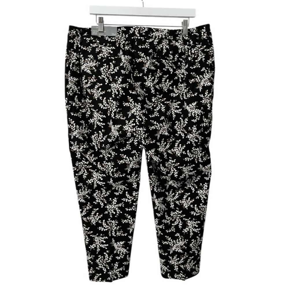 NWT Talbots Women’s Hampshire Ankle Pants Petal Print Black White Brown 18WP - Picture 3 of 9